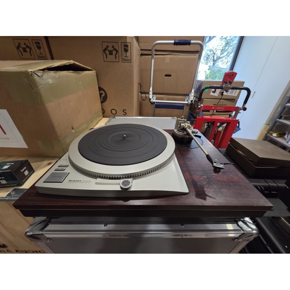 Technics SP-25